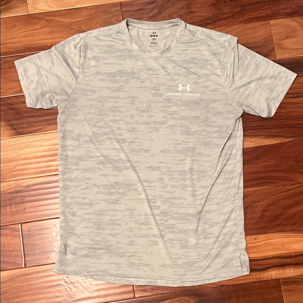 Under Armour Men's Light Gray Short Sleeve Tee